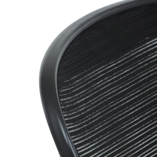 Kancelářská židle, černý plast, černá látka, sklápěcí područky, kolečka pro tvrdé podlahy - Brevné variany: Růžová