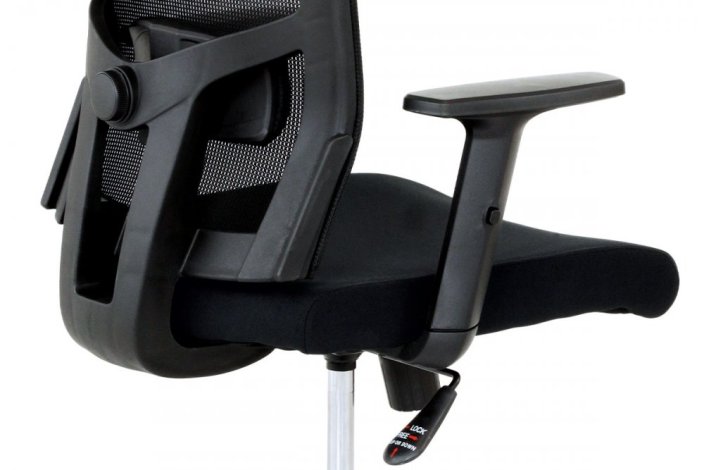 Kancelářská židle, látka černá, houpací mechanismus